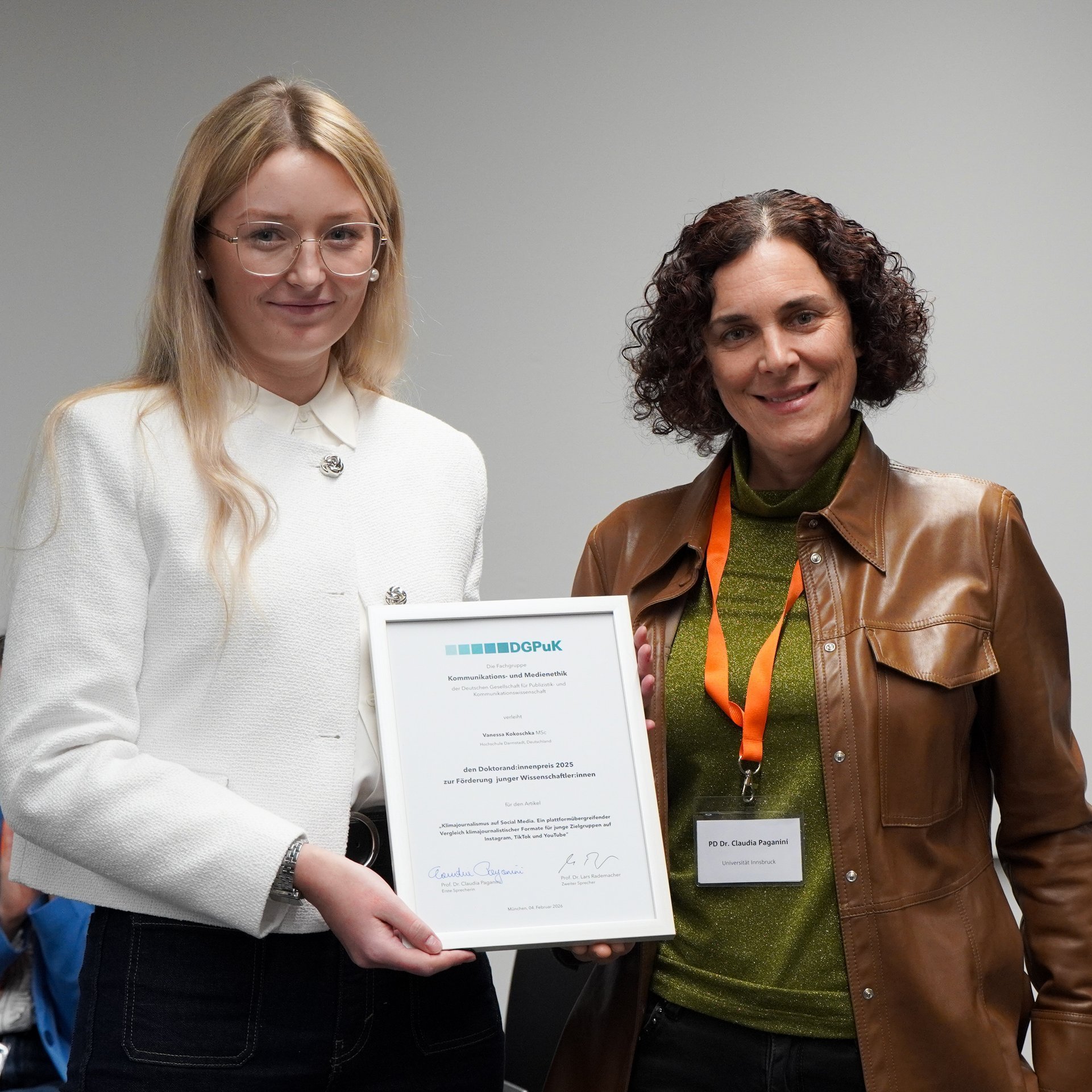 Presentation of the dissertation prize to Vanessa Kokoschka